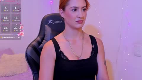 Snapshot of amypond__ chatting on September 18, 7:01 pm Amy online show from September 18, 7:01 pm