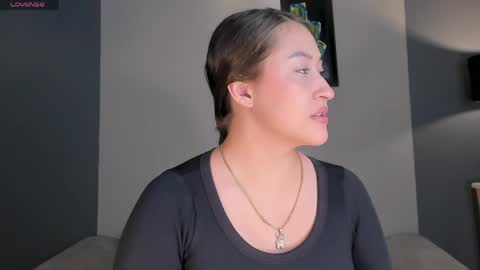 AMY R  online show from April 28, 12:09 pm