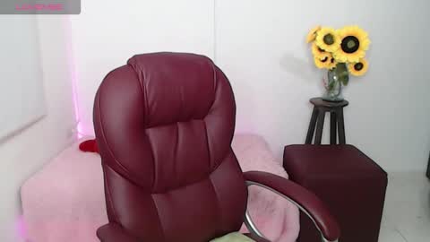  Ana  online show from February 23, 7:57 pm