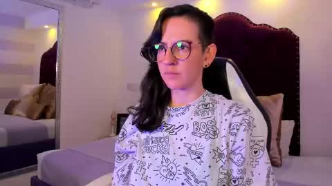 Snapshot of ana_liebert chatting on March 4, 12:01 pm Ana Libiert online show from March 4, 12:01 pm
