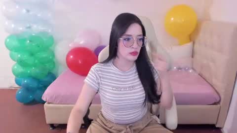 Im anna but you can call me as you want online show from July 22, 9:38 pm