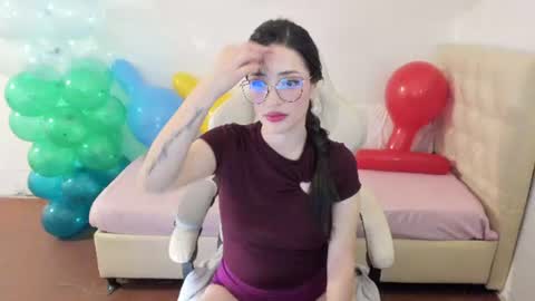 Im anna but you can call me as you want online show from June 30, 8:41 pm