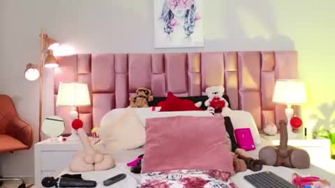 anaa_bellaa online show from June 11, 12:24 pm