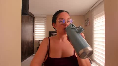 Anabel online show from March 9, 3:59 pm