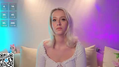 Deya online show from November 9, 11:00 pm