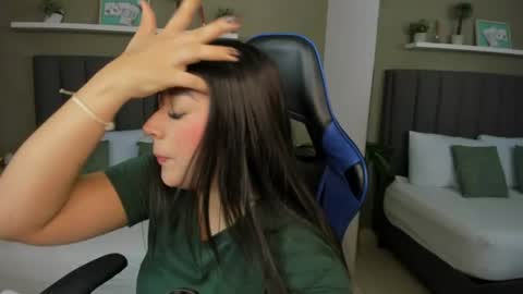 A N A online show from August 7, 2:46 pm