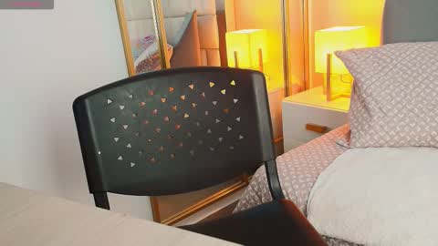 Anahi  online show from January 17, 7:54 pm