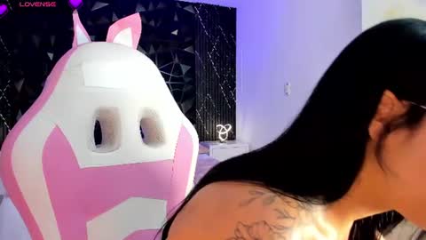 Im Sara  online show from August 3, 9:04 am