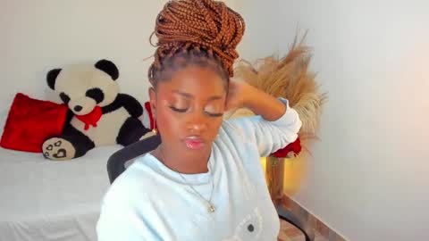 A N A  my connection hours are from 600 pm to 12 pm Colombian time online show from March 7, 12:48 am