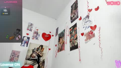 Snapshot of anastasia_tuya chatting on February 25, 1:52 am anastasia online show from February 25, 1:52 am