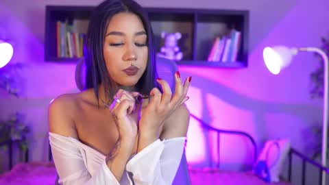 Snapshot of anaya_olyx chatting on October 15, 5:10 am anaya_olyx online show from October 15, 5:10 am