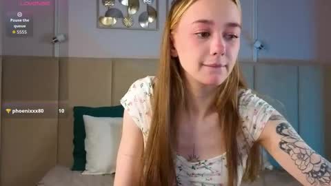 im Andarna dont forget give me thumbs up online show from April 26, 3:04 am