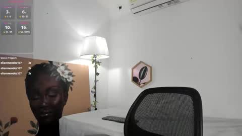 A l e online show from October 18, 7:26 pm