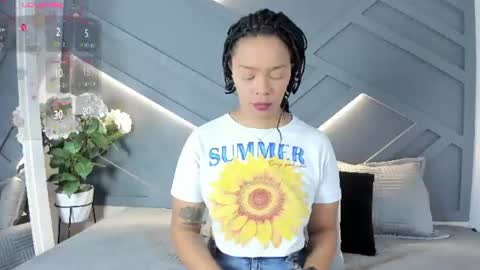 Andrea Zoelins online show from July 22, 8:43 pm