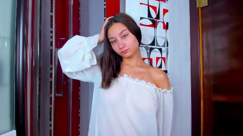 andreajohnsons online show from July 5, 1:12 am