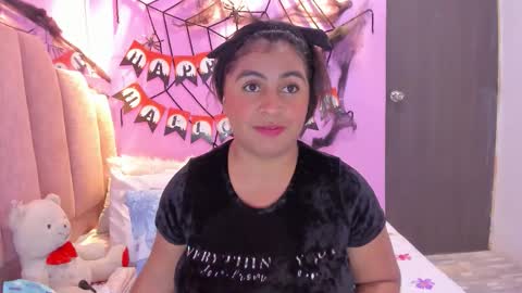 A n d r  e a S w e e t  online show from November 4, 8:14 pm