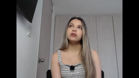 andreau 19 online show from July 11, 2:39 pm