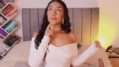 andy_saenz13 online show from May 7, 7:06 pm