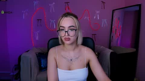 anelia_sun online show from March 16, 6:39 am