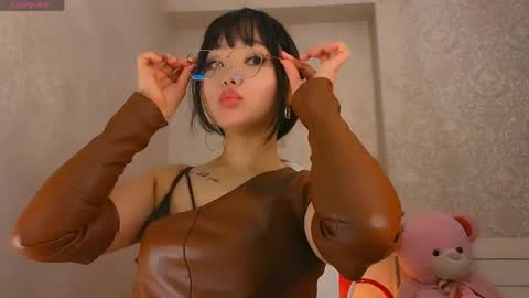 angel_asia_ online show from April 30, 5:40 pm