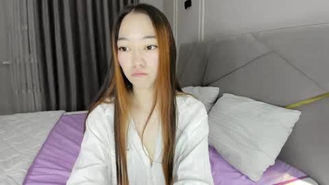 Luluu Chu  online show from May 25, 7:46 pm