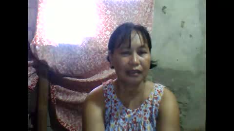 Snapshot of angel_maria123 chatting on November 1, 2:48 am angel_maria123 online show from November 1, 2:48 am