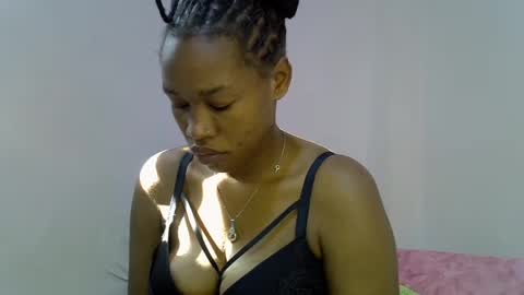 angel_mia5 online show from August 1, 6:59 am