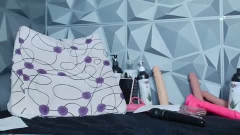 angel red77 online show from September 21, 9:57 pm