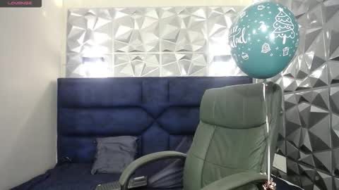 Angel online show from December 20, 12:20 pm