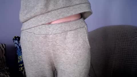 Zoe online show from March 6, 11:16 am