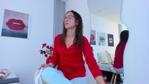 Snapshot of angela_donnato chatting on January 4, 3:29 am A N G E LA. online show from January 4, 3:29 am