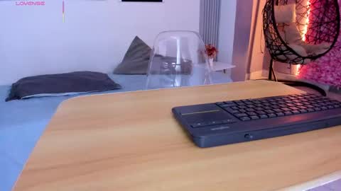 Snapshot of angela_donnato chatting on September 13, 4:42 am A N G E LA. online show from September 13, 4:42 am