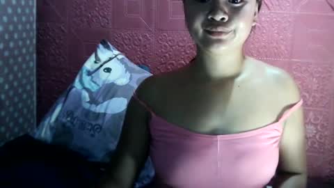 angela_rose12345 online show from June 30, 10:37 am