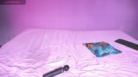 angela_wish online show from July 17, 7:50 pm