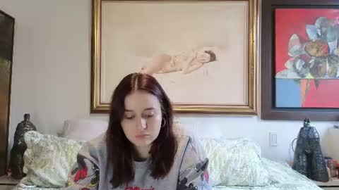 Angela online show from June 9, 11:20 am