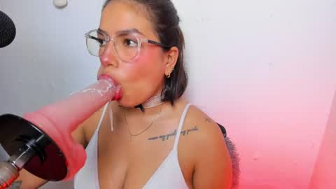 Angela Ricci online show from July 29, 6:24 am