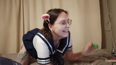 angelcharm_0 online show from March 14, 4:30 pm