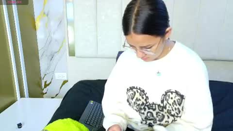 angel online show from June 25, 12:29 pm