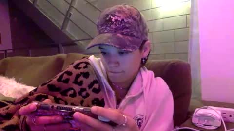 angelia01m online show from January 12, 1:44 am