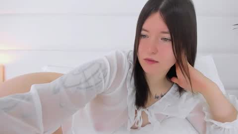 Angelic online show from October 2, 2:27 am