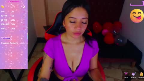 Snapshot of angelie_3 chatting on February 19, 4:44 am angelie online show from February 19, 4:44 am