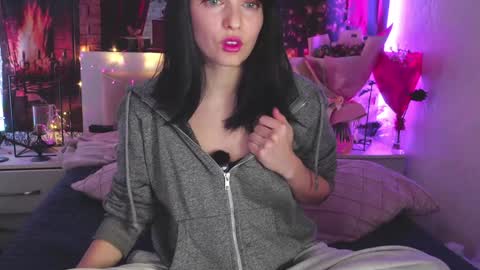 Angelika Rouge online show from January 7, 6:44 pm