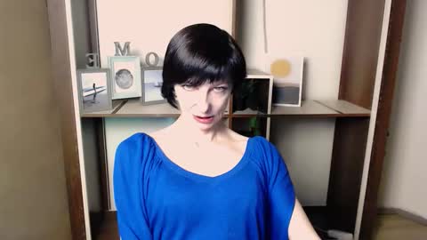 Angelina online show from December 21, 10:30 am