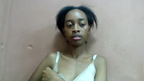 angeline221173 online show from August 2, 2:53 pm