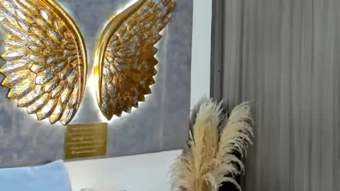 Angeline Smith  online show from October 10, 2:22 pm