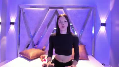 angels_7 online show from July 8, 4:47 am