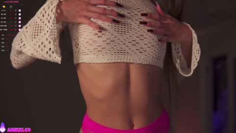 Nikki online show from November 23, 1:46 pm