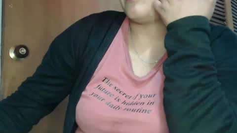 Snapshot of angelsexylatina chatting on December 11, 1:47 am rebeca online show from December 11, 1:47 am