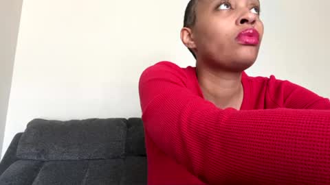 angelsosweeeet online show from August 3, 10:15 pm