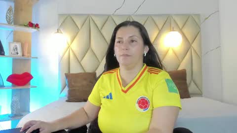 ANGIE online show from June 17, 2:29 pm